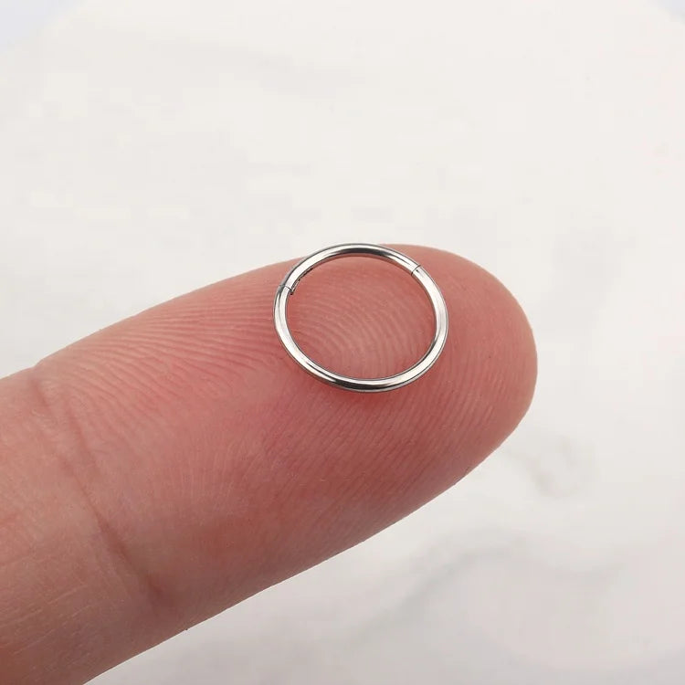 Right Grand ASTM F136 Titanium Hinged Hoop Nose Rings 20G 18G 16G Septum Ring Body Piercing Jewelry Helix Cartilage Rook Earring