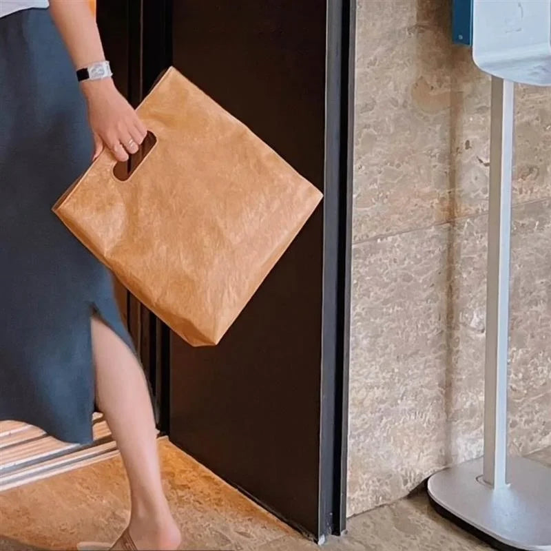 Retro Commuter Large Capacity Women's Tote Bag Kraft Paper Handbag Washable Simple Ins Style Casual Fashion Handbag