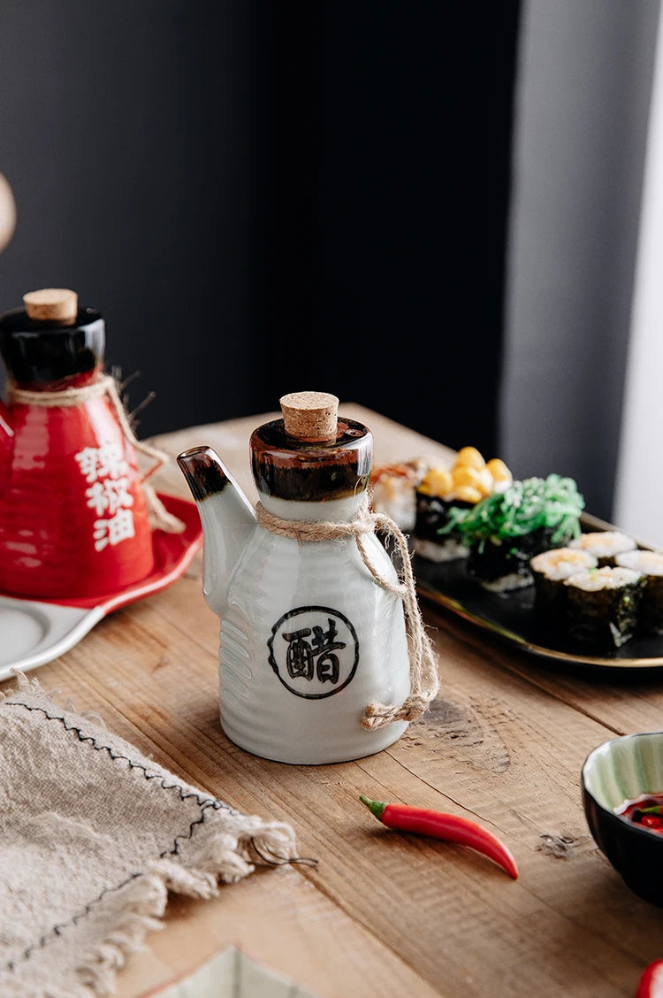 Japanese restaurant ceramic seasoning jar Seasoning jar soy sauce pot bottle mini small tableware