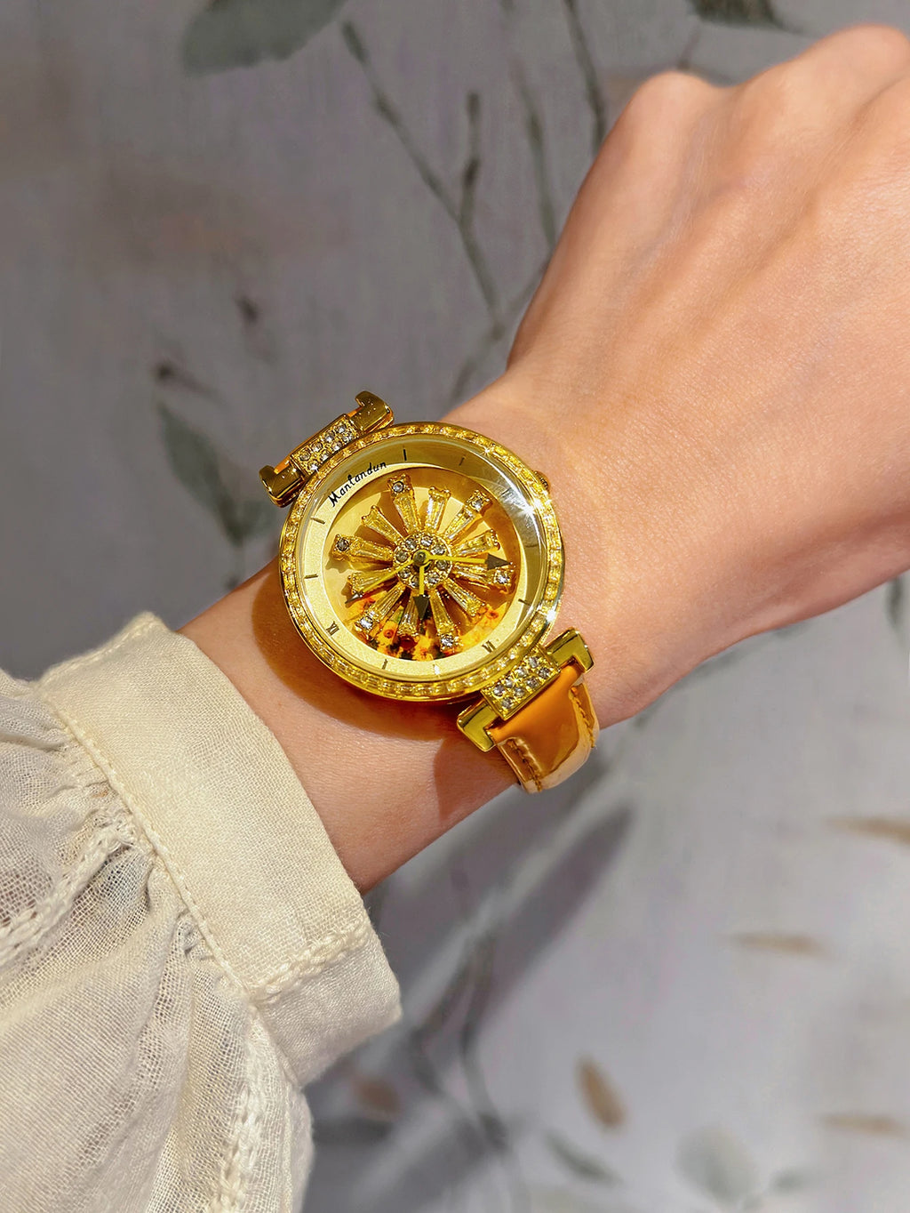 Fashionable Women's Watch With Transparent Back, Diamond Inlaid, Rotating Galaxy Dial, Sunflower Design Waterproof Quartz Watch