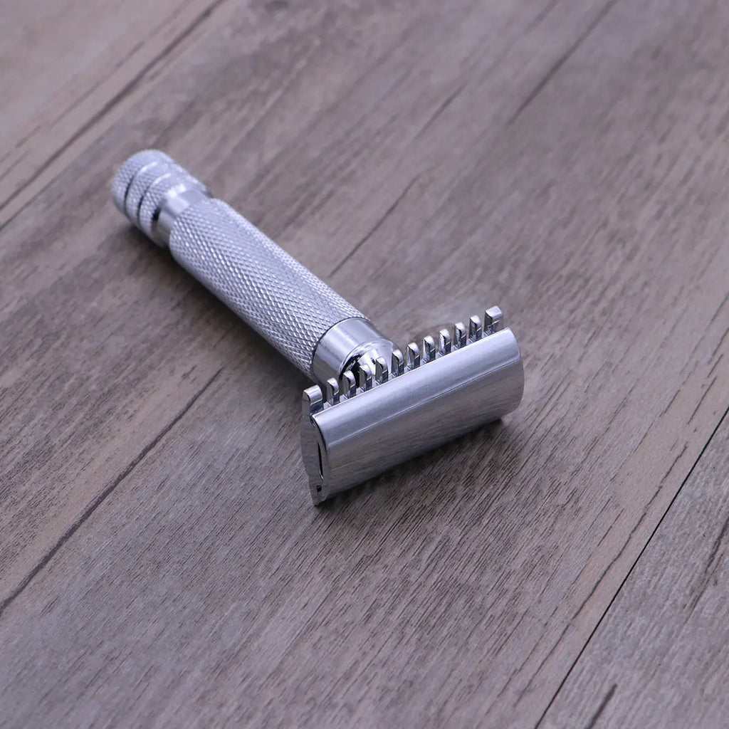 Double Edge Safety Razor Stainless Steel Butterfly Opening for Men Close Clean Shave No Irritation Razor Shaver