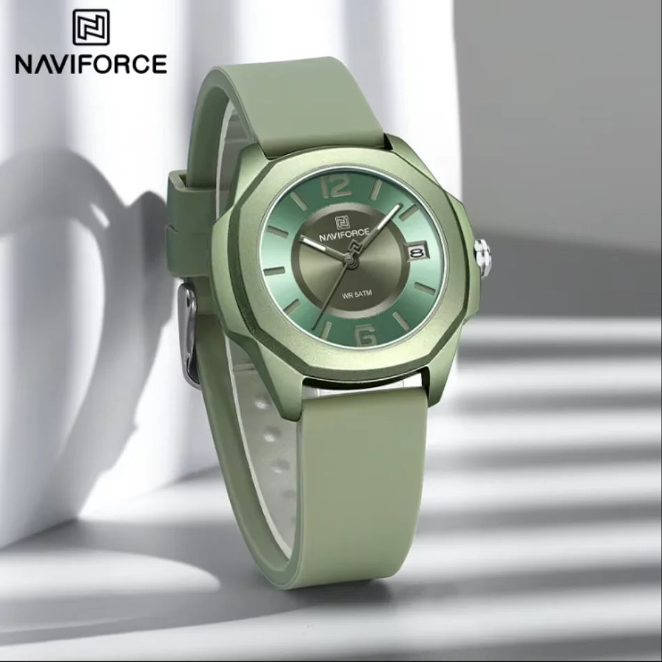 NAVIFORCE Sports Casual Watches for Woman Soft Silicone Strap Classic Fashion 30m Waterproof Date Display Ladies Gift Wristwatch