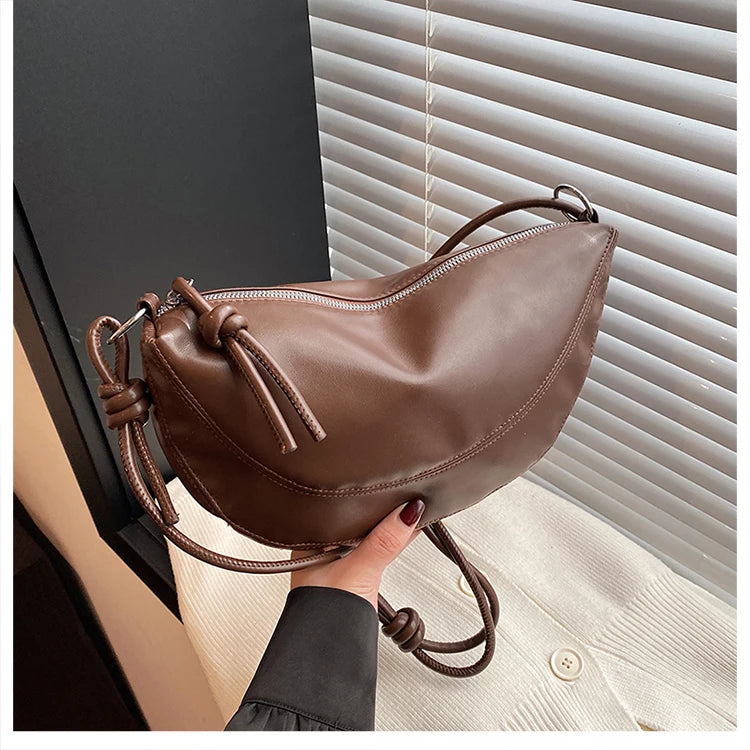 Summer New Style Large Capacity Dumpling Shaped Crossbody Bag for Women Soft PU Leather Zipper Closure Korean Style Casual Bag