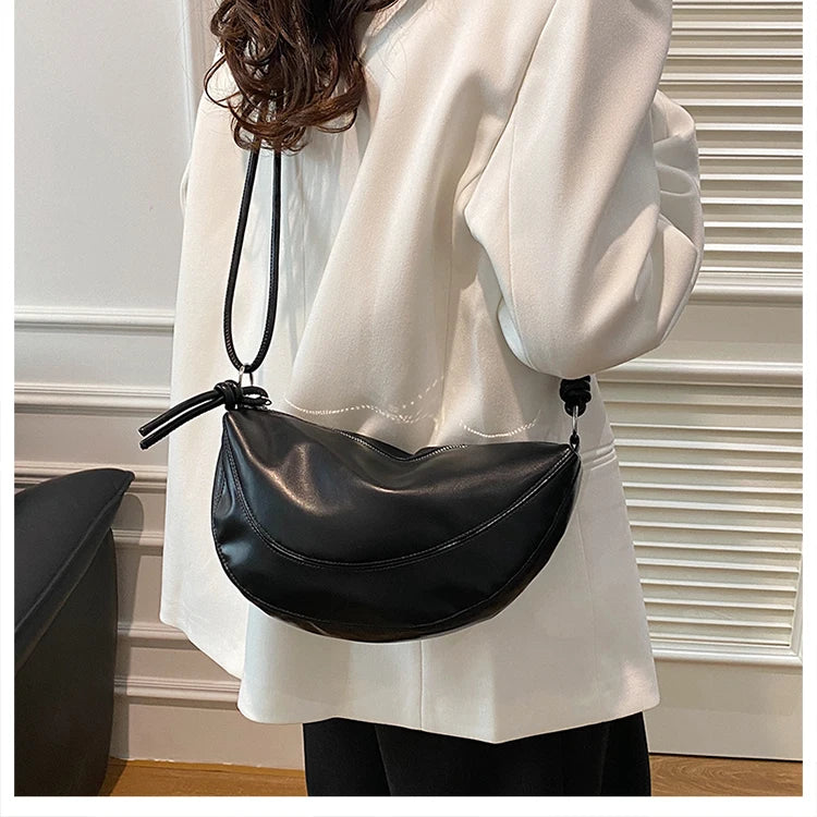 Summer New Style Large Capacity Dumpling Shaped Crossbody Bag for Women Soft PU Leather Zipper Closure Korean Style Casual Bag