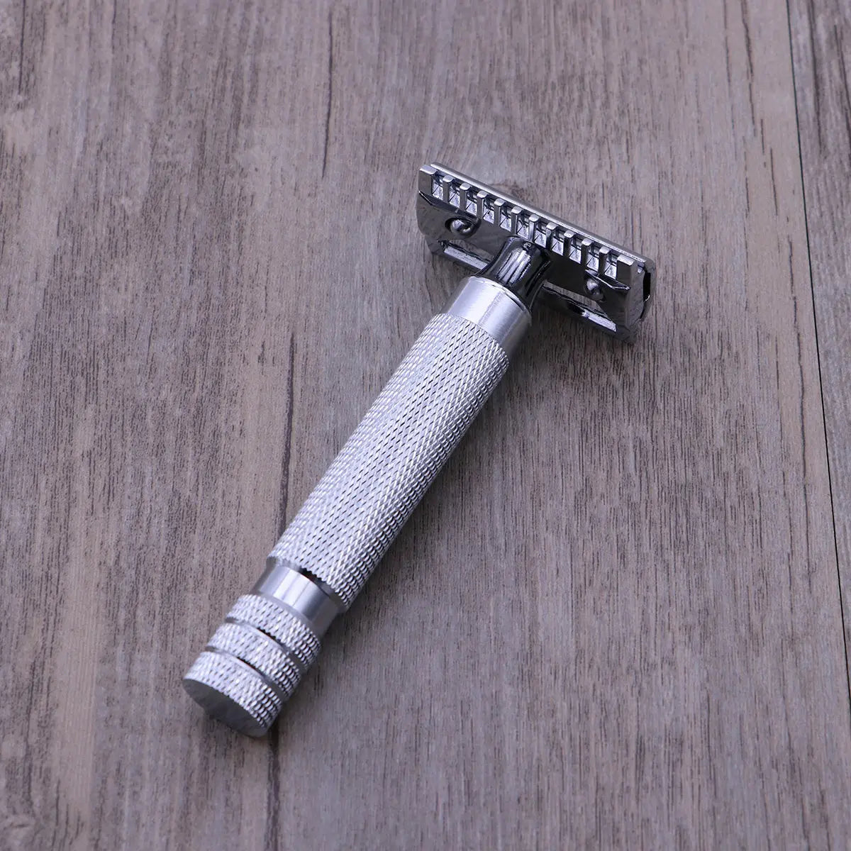 Double Edge Safety Razor Stainless Steel Butterfly Opening for Men Close Clean Shave No Irritation Razor Shaver