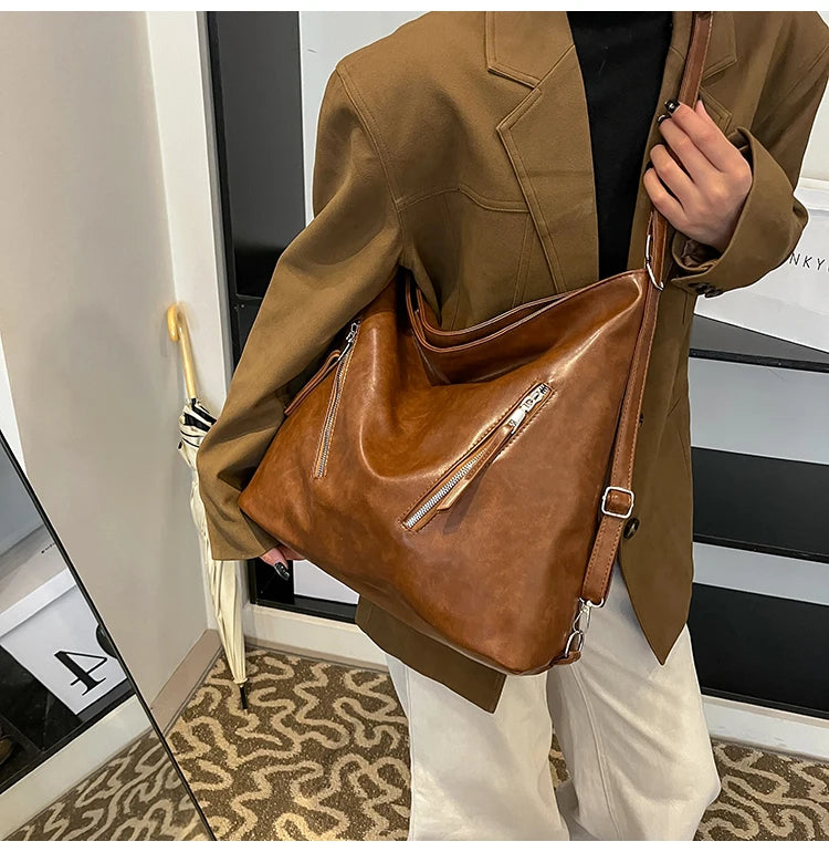 Retro Three-Use Large Capacity Commuter Tote Bag 2025 New Style Single Shoulder Backpack Crossbody Bag for Work Leisure