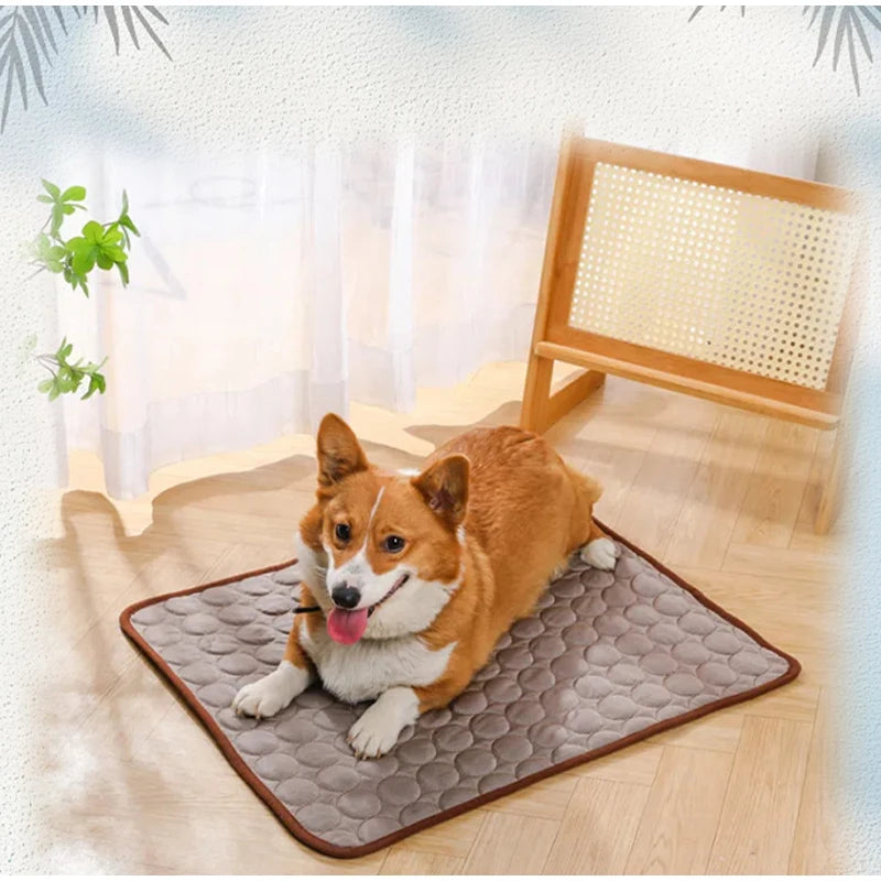 Summer Ice Silk Pet Cooling Mat Dog Cats Non Slip Heat Relief Bed Cat Mat Breathable Ice Silk Cool Dog Mat Washable Pet Supplies