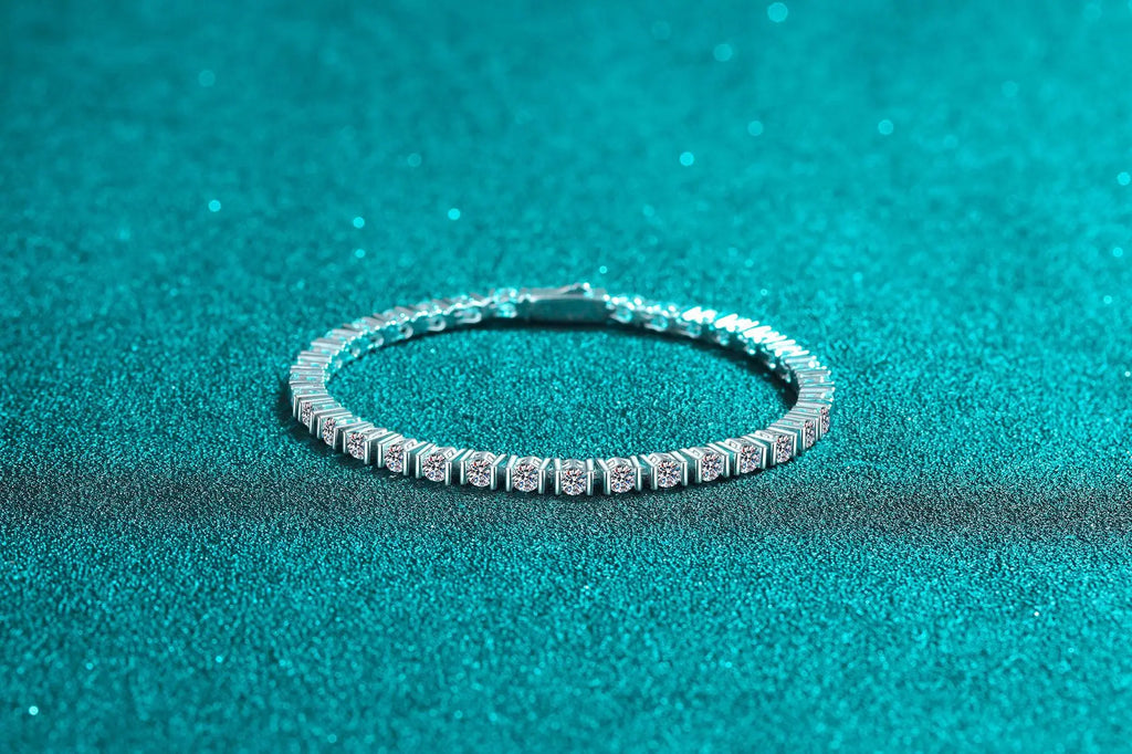 Women's PT950 Platinum Bracelet, 18cm Single 10 Points 3.9 Carat, Hip-Hop Luxury Style Full Diamond Jewelry.