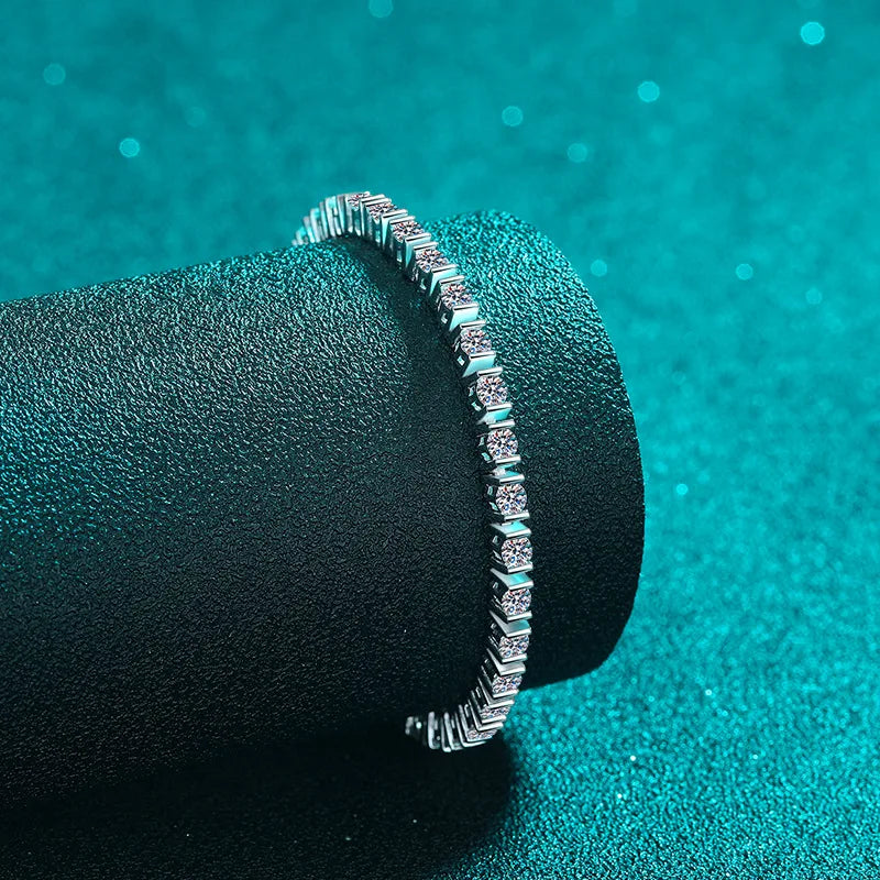 Women's PT950 Platinum Bracelet, 18cm Single 10 Points 3.9 Carat, Hip-Hop Luxury Style Full Diamond Jewelry.