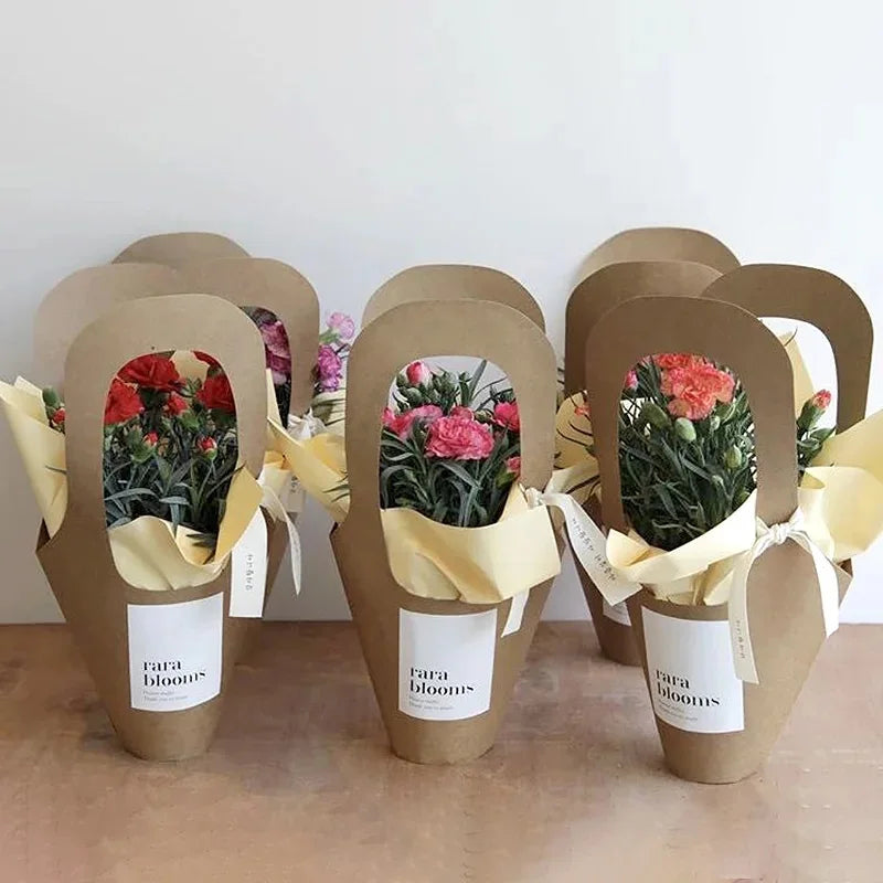 Fashion Florist Rose Box Kraft Paper Wedding Handheld Decorative Flowers Boxes Birthday Party Packaging Gift Bag Decoration
