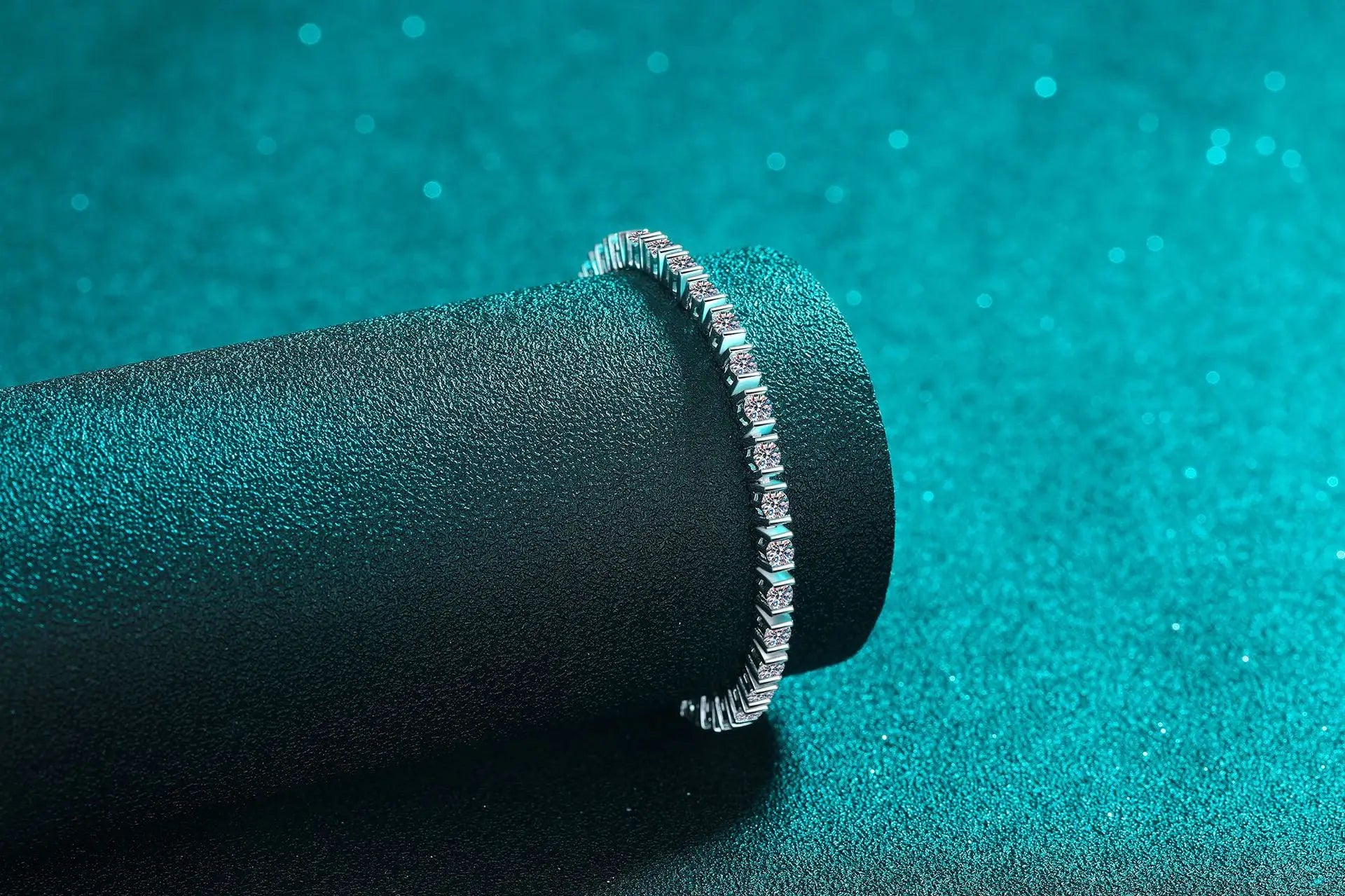 Women's PT950 Platinum Bracelet, 18cm Single 10 Points 3.9 Carat, Hip-Hop Luxury Style Full Diamond Jewelry.