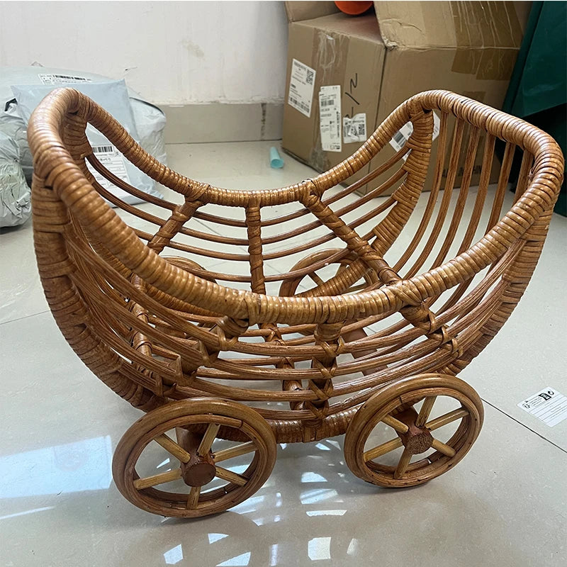 Vintage Baby Rattan Cart Newborn Photography Furniture Hand-woven Baby Stroller Photo Posing Chair Studio Photoshoot Accessories