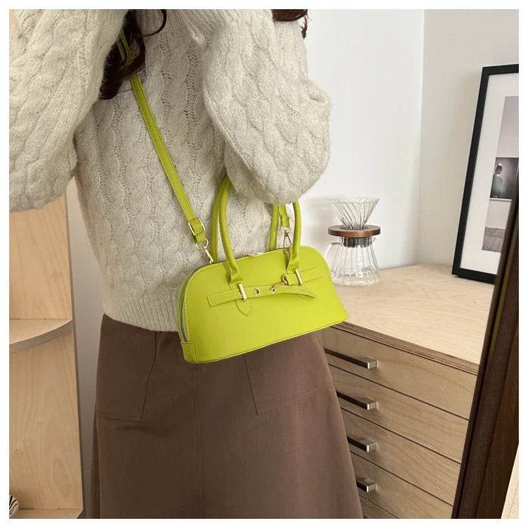 Modern  Shaped Women's Handbag Crossbody Commuter Bag Fashionable Retro Bowling Bag Soft Handle Polyester