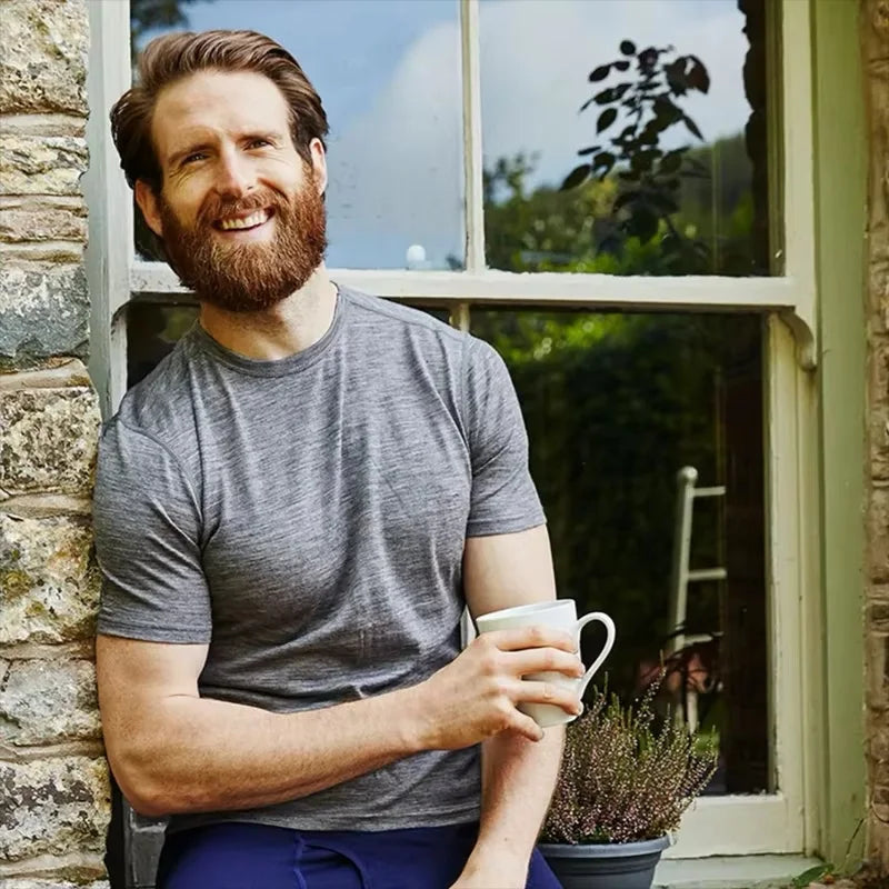 Men's 100% Superfine Merino Wool T-Shirt Base Layer Wicking Breathable Quick Dry Anti-Odor No-itch Comfortable Fit Size