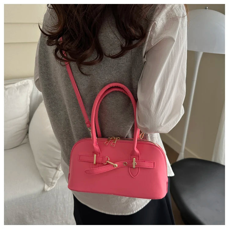 Modern  Shaped Women's Handbag Crossbody Commuter Bag Fashionable Retro Bowling Bag Soft Handle Polyester