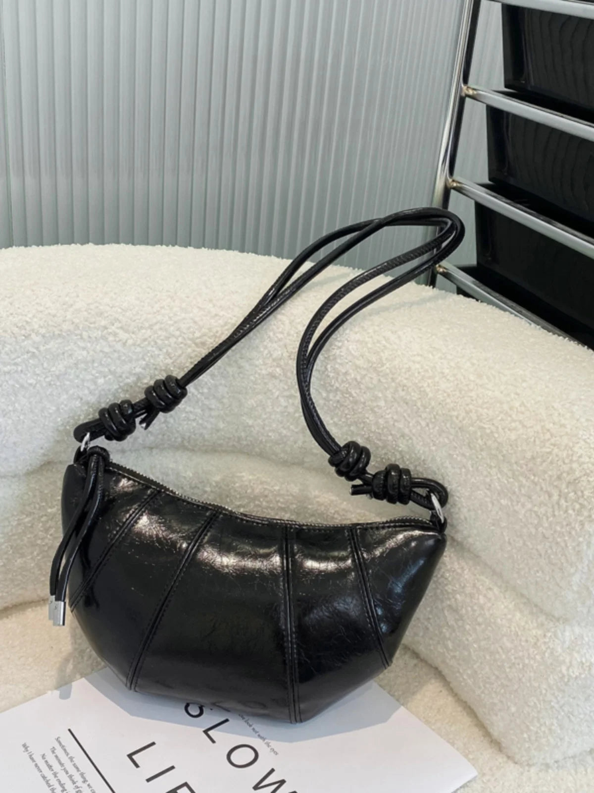 Casual Dumpling Shaped Large Capacity Shoulder Bag for Women 2026 New Style Soft Handle Single Strap Crossbody Luxury Bag