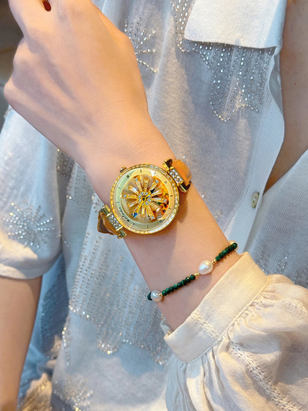Fashionable Women's Watch With Transparent Back, Diamond Inlaid, Rotating Galaxy Dial, Sunflower Design Waterproof Quartz Watch