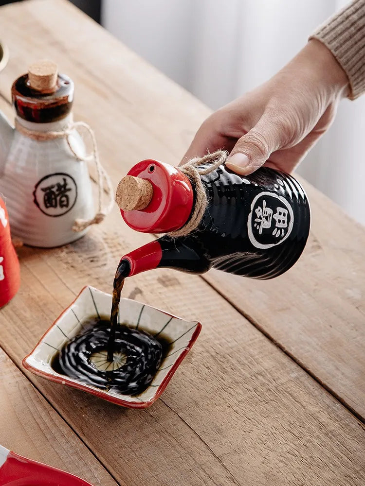 Japanese restaurant ceramic seasoning jar Seasoning jar soy sauce pot bottle mini small tableware