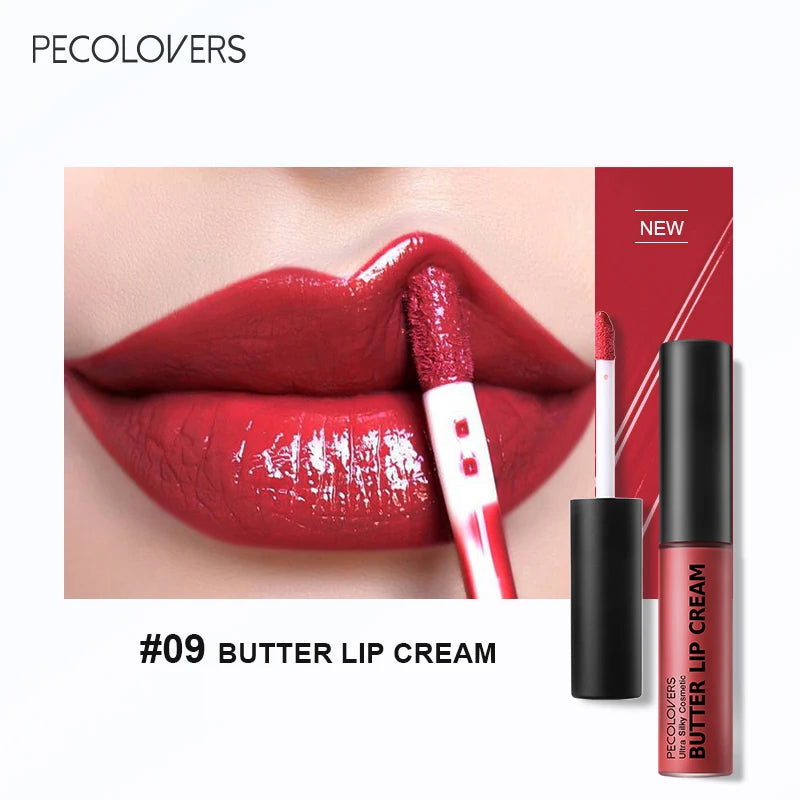 Glossy red lipstick applied on lips with lip gloss applicator, PECOLOVERS Butter Lip Cream #09.