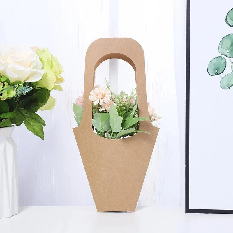 Fashion Florist Rose Box Kraft Paper Wedding Handheld Decorative Flowers Boxes Birthday Party Packaging Gift Bag Decoration