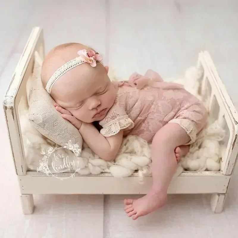 1pc Vintage Detachable Wooden Mini Bed Baby Chair Newborn Photo Shoot Essential Props Practical Children's Photography Furniture
