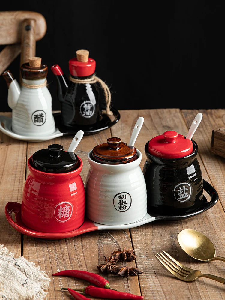 Japanese restaurant ceramic seasoning jar Seasoning jar soy sauce pot bottle mini small tableware